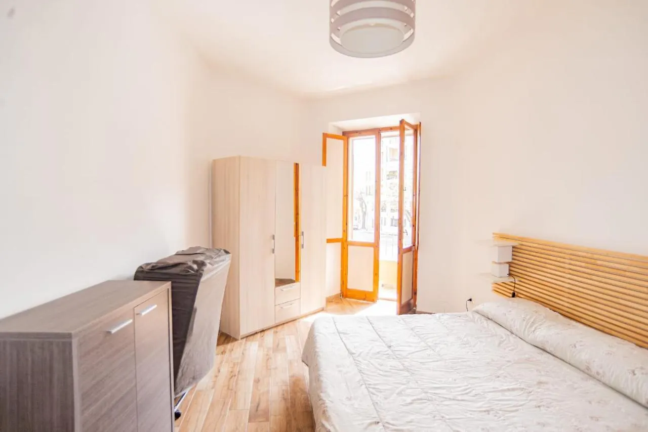 Valery Apartments Alguer